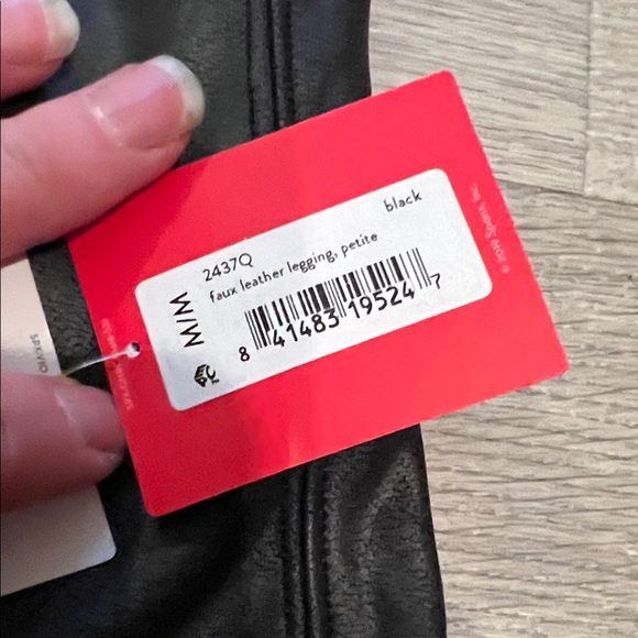 SPANX Shiny Black Leggings - Picture 5 of 7